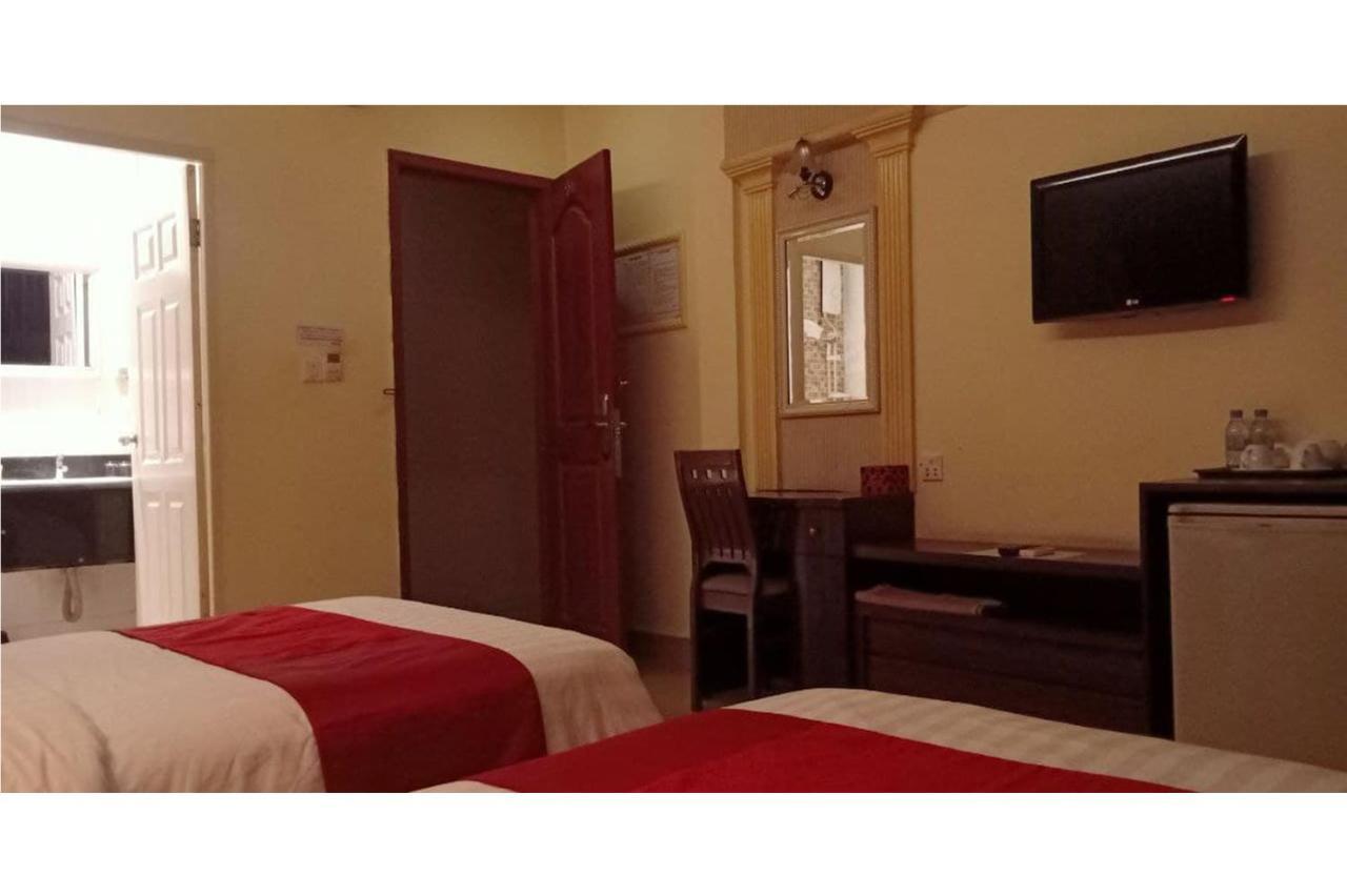 You Eng Hotel Phnom Penh Zewnętrze zdjęcie