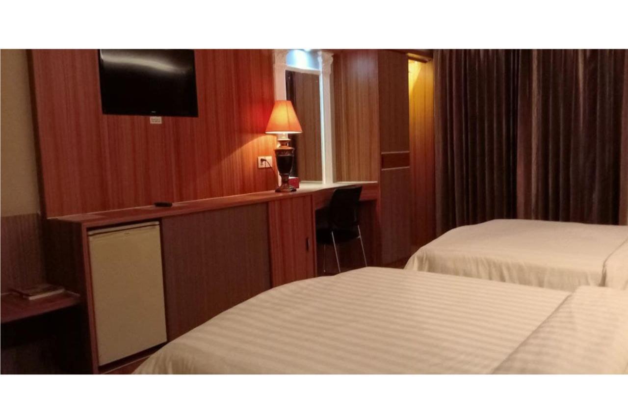 You Eng Hotel Phnom Penh Zewnętrze zdjęcie