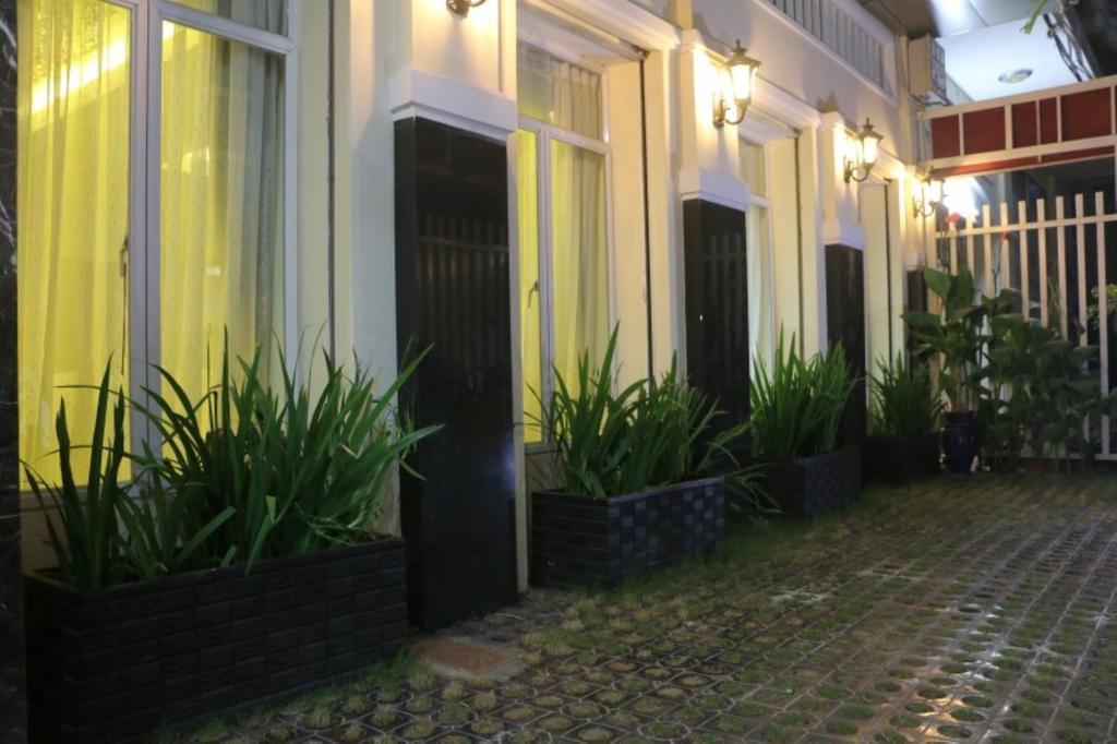 You Eng Hotel Phnom Penh Zewnętrze zdjęcie